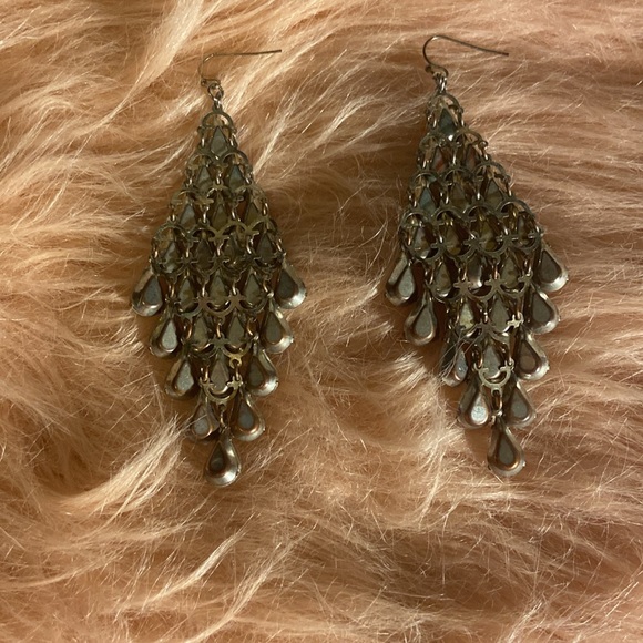 Gorgeous rhinestone chandelier earrings - Picture 2 of 4